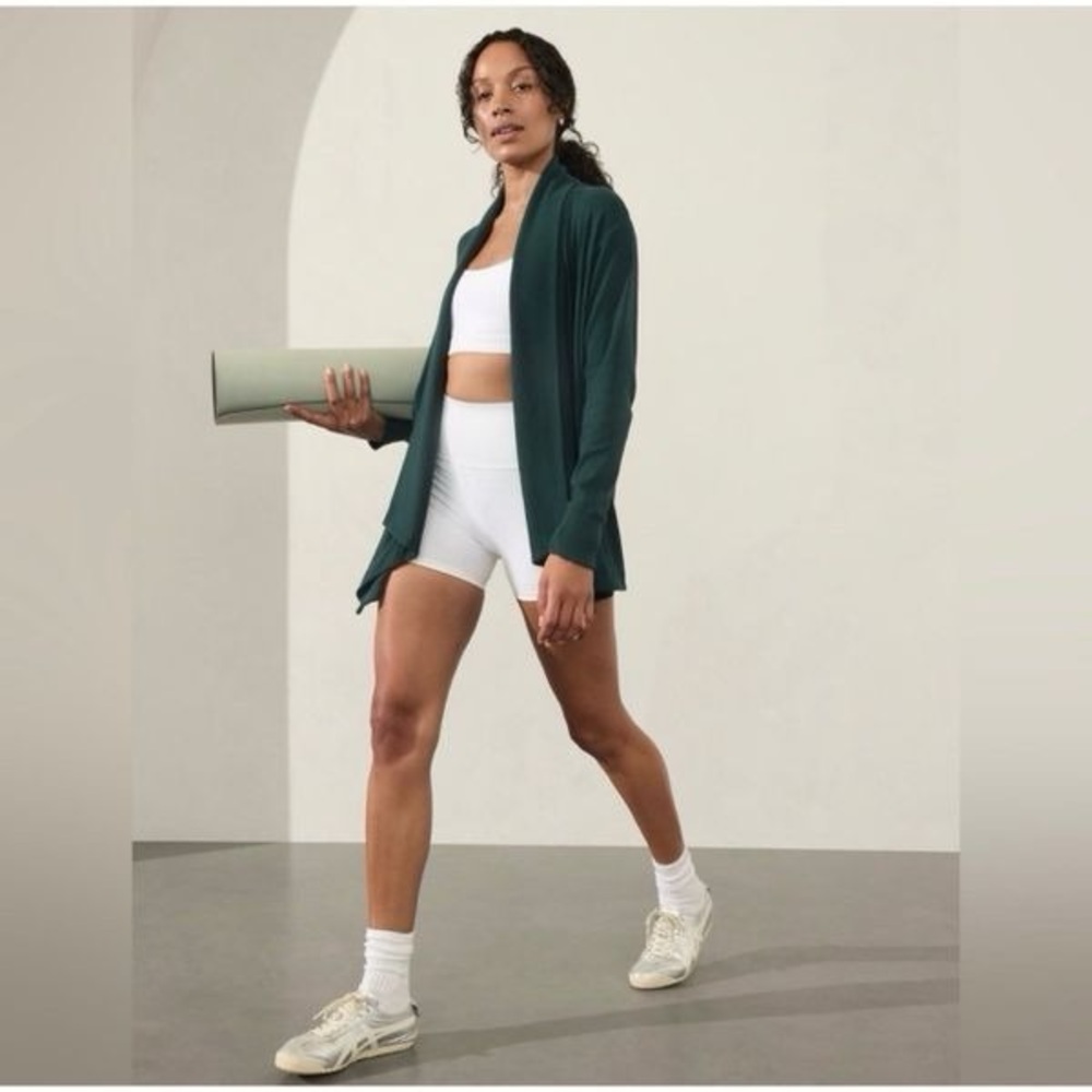 NWT Athleta Turquoise Rib Wrap